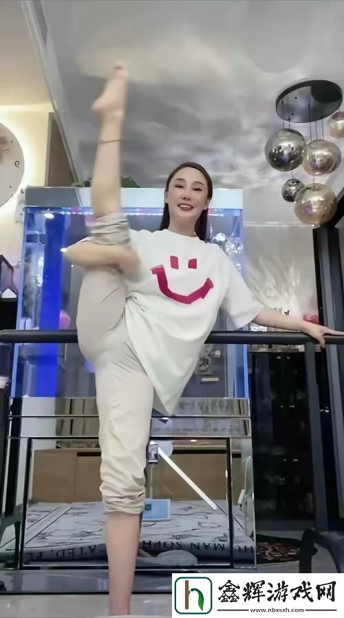 一字**时候唇瓣是打开的吗